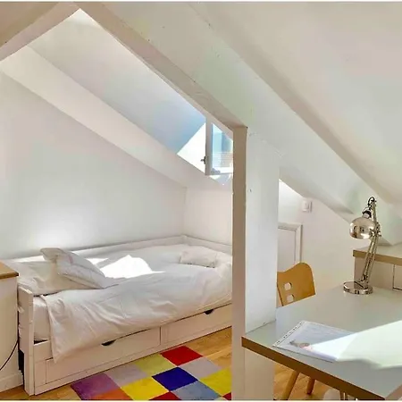Renovated Chic Location Νίκαια